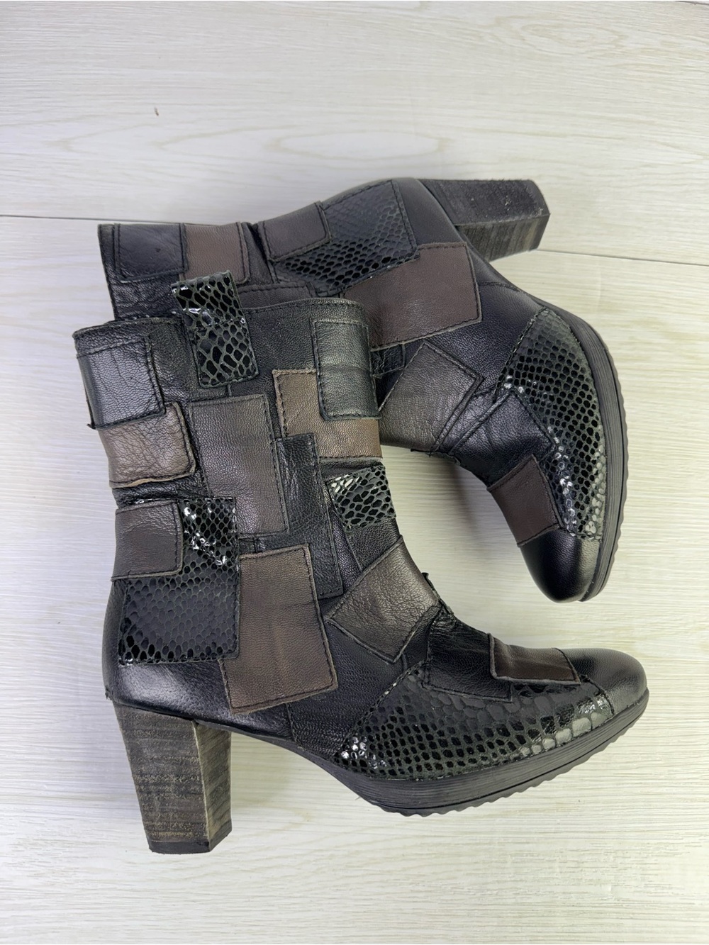 Sheridan Mia Women's Patchwork Leather Ankle Side Zip Boots Block Heel Bootie 38